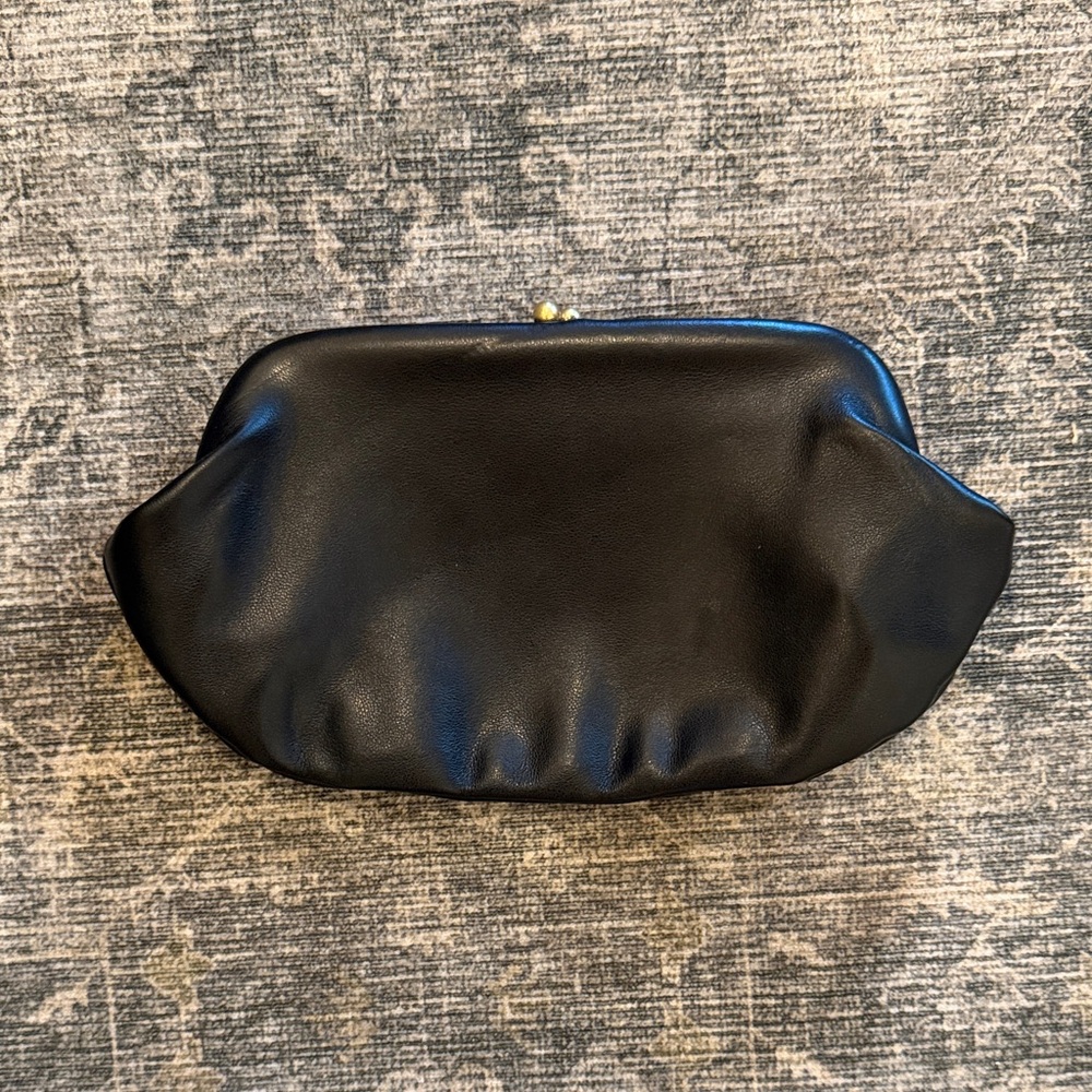 Brandy Melville Black Kiss Lock Clutch